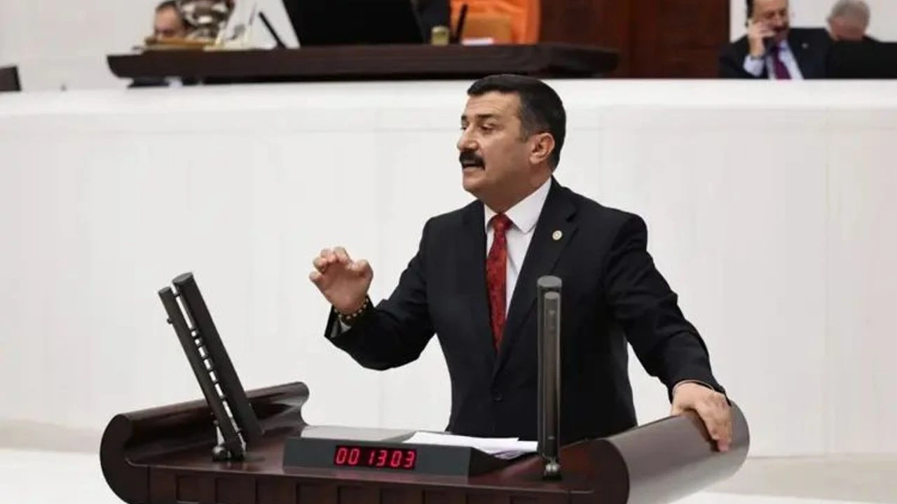 İYİ Parti'den emeklilik çıkışı: Sigorta kartı var, hak yok!