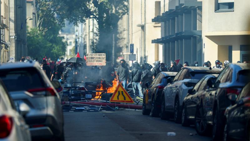 Paris’te öğrenci eylemine yasak: Gerekçe kamu düzeni riski