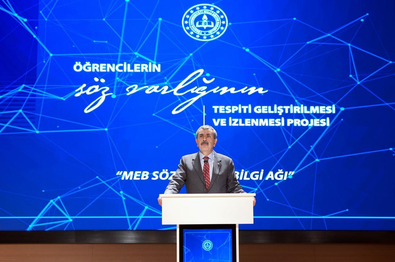 Bakan Tekin duyurdu: Öğrencilerin Türkçe becerileri için yeni proje