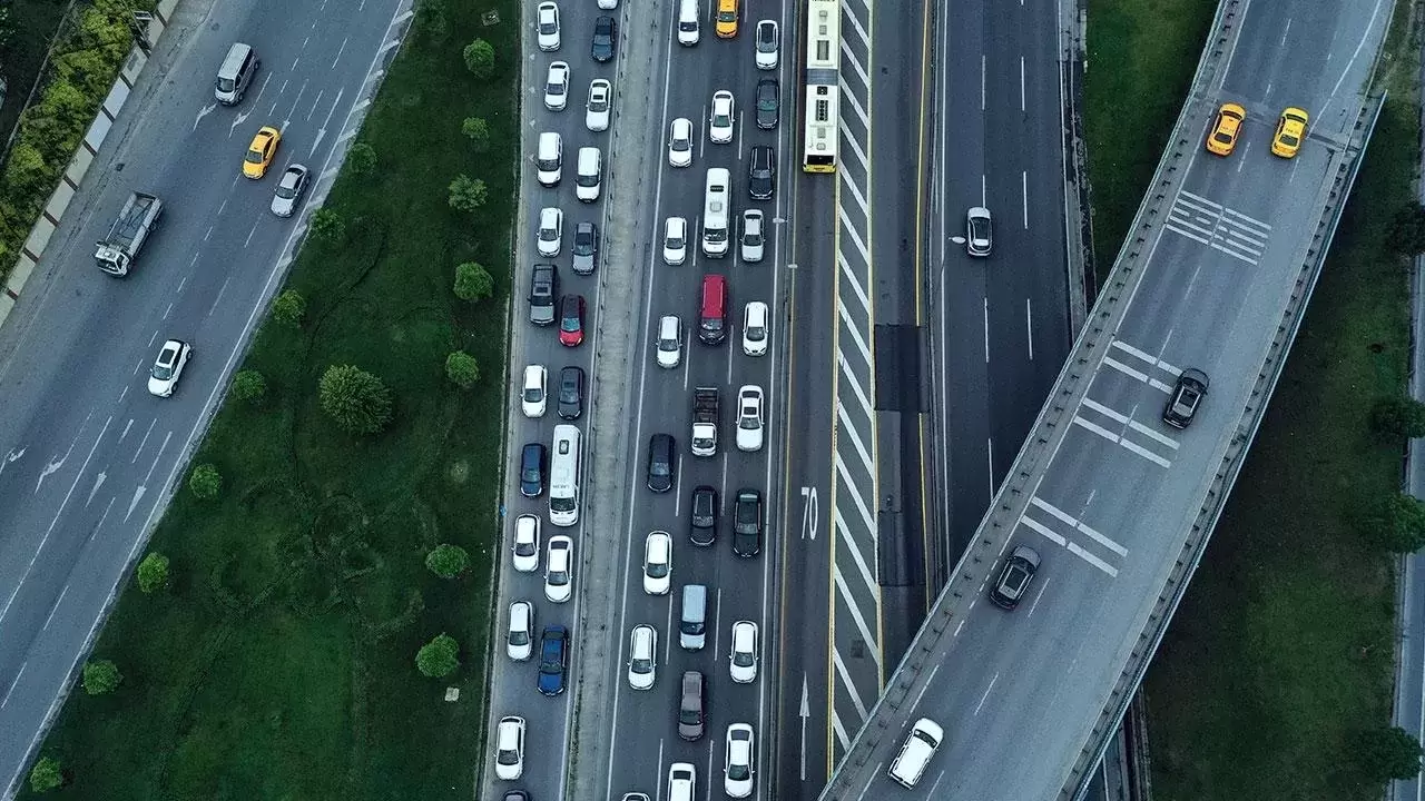 23 Ekim yol durumu: İstanbul ve Ankara'da hangi yollar kapalı?