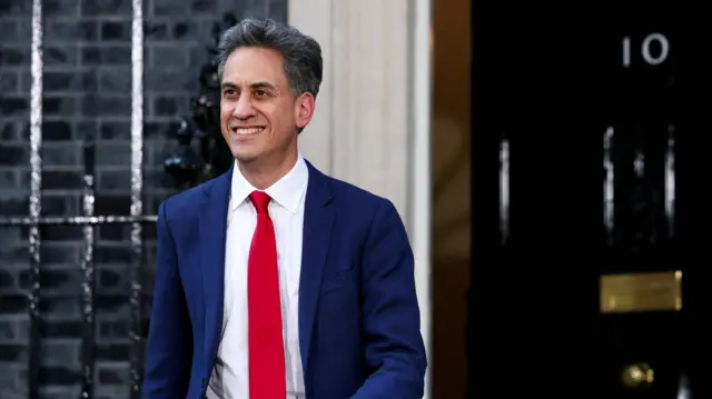 İngiltere Dışişleri Bakanı Miliband: ABD/İsrail-İran çatışması çok uzadı