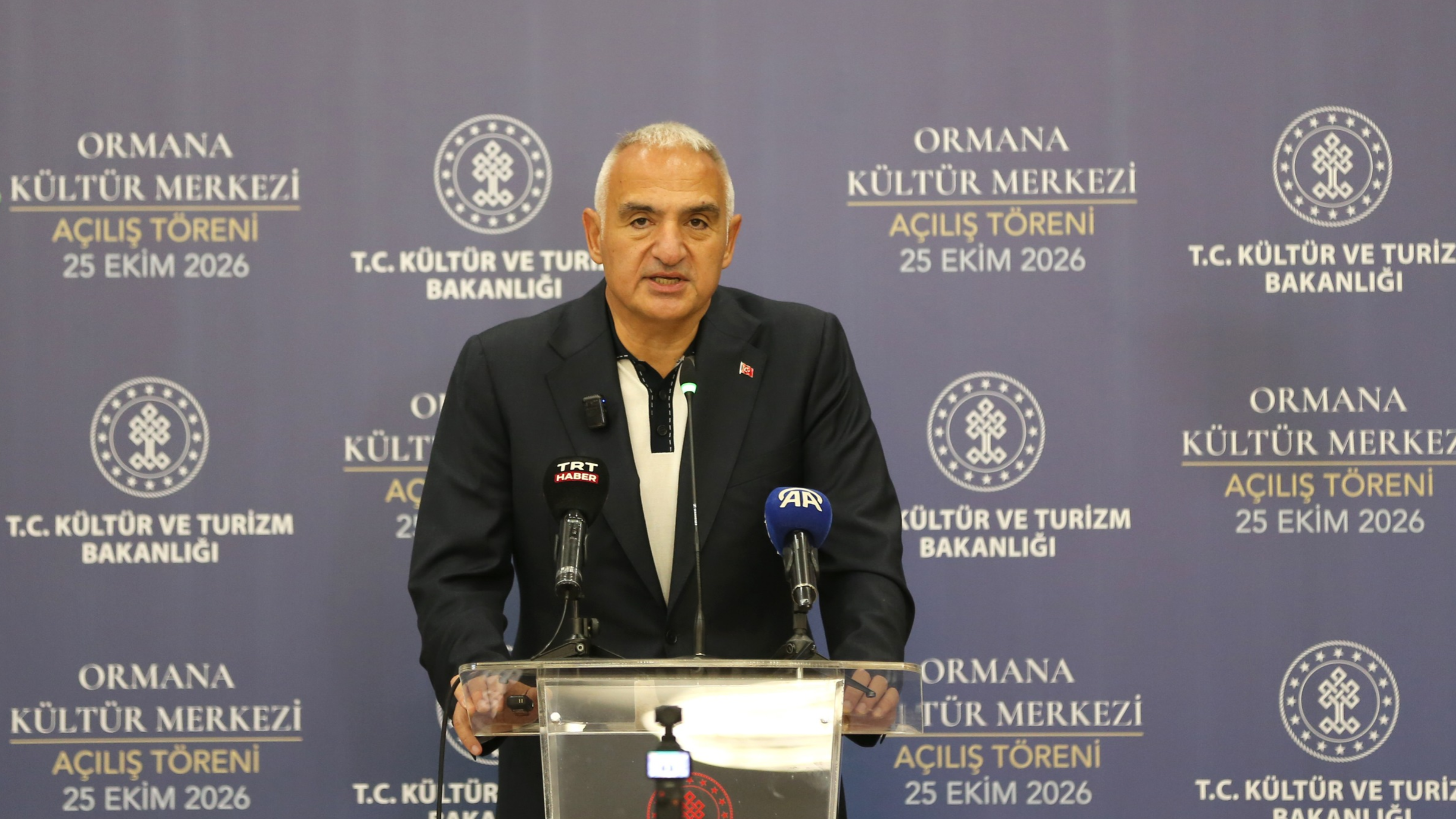 Bakan Ersoy'dan memleketinde iki açılış