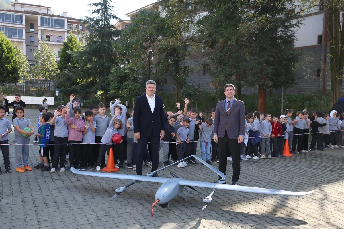 HAVELSAN'ın teknoloji projesi Rize'de öğrencilerle buluştu