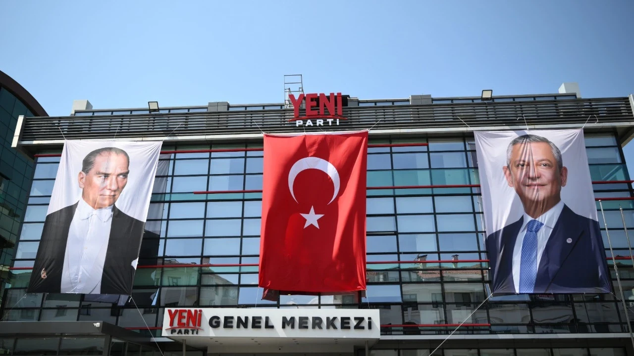 İstanbul'da 4 belediye daha YENİ Parti'ye geçti!