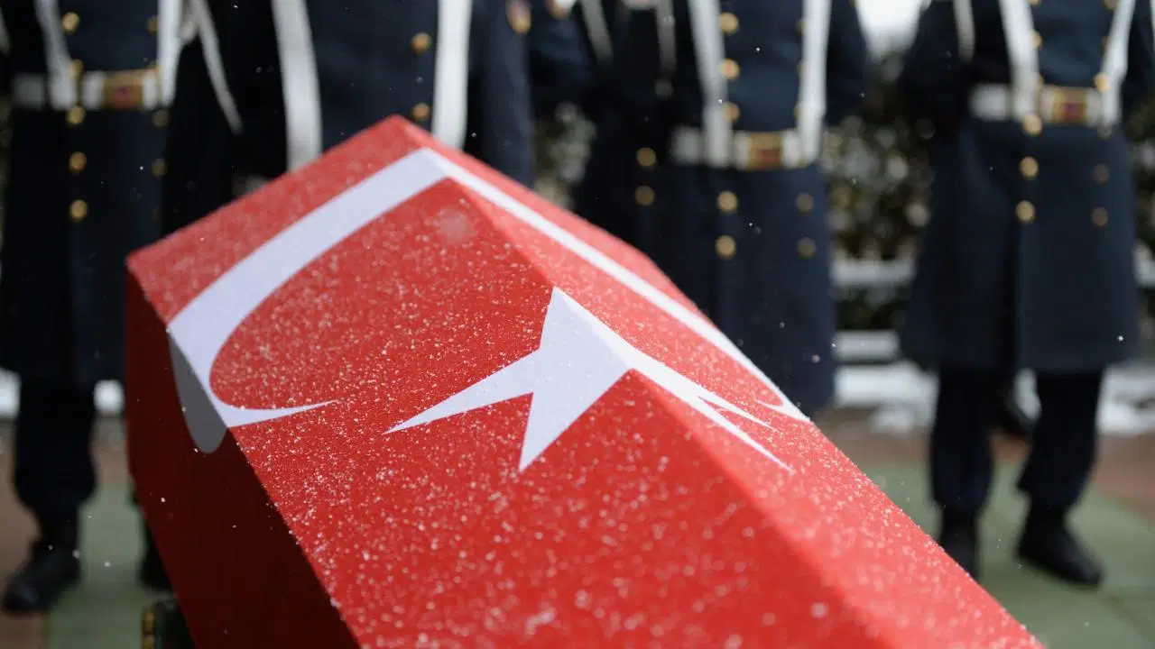 Van'dan acı haber! Polis memuru Tayfun Akalan şehit oldu
