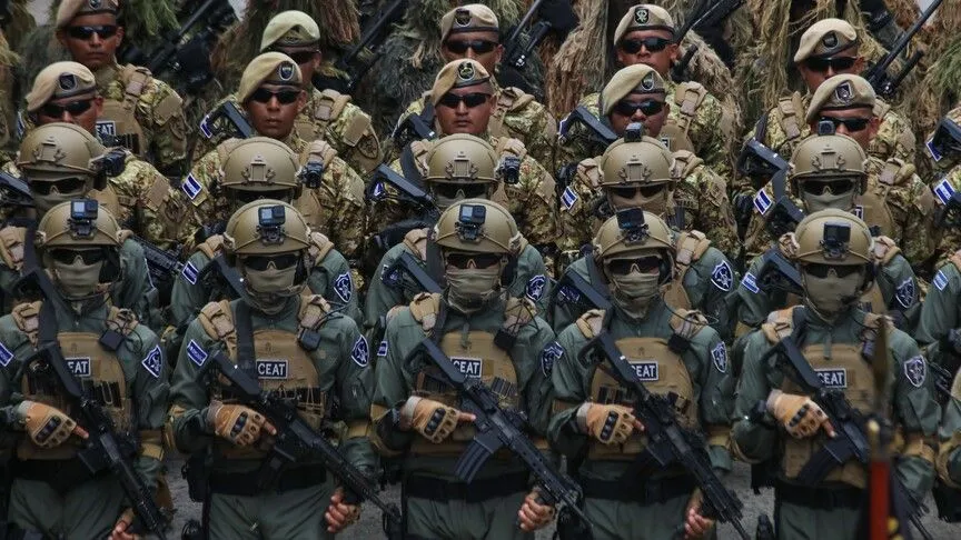 El Salvador'dan Haiti'ye büyük askeri sevkiyat!