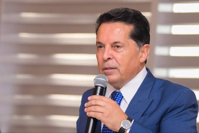 Görevden uzaklaştırılan Ahmet Özer YENİ Parti'ye geçtiğini açıkladı!