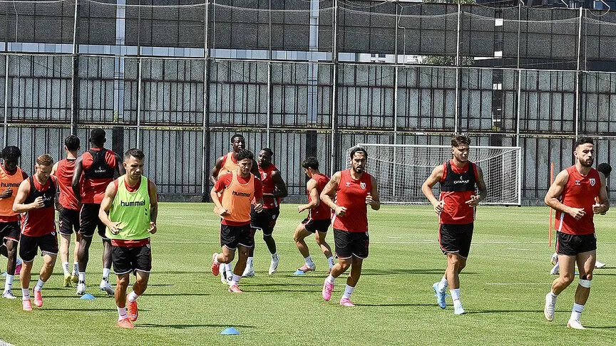 Samsunspor zorlu Başakşehir deplasmanında