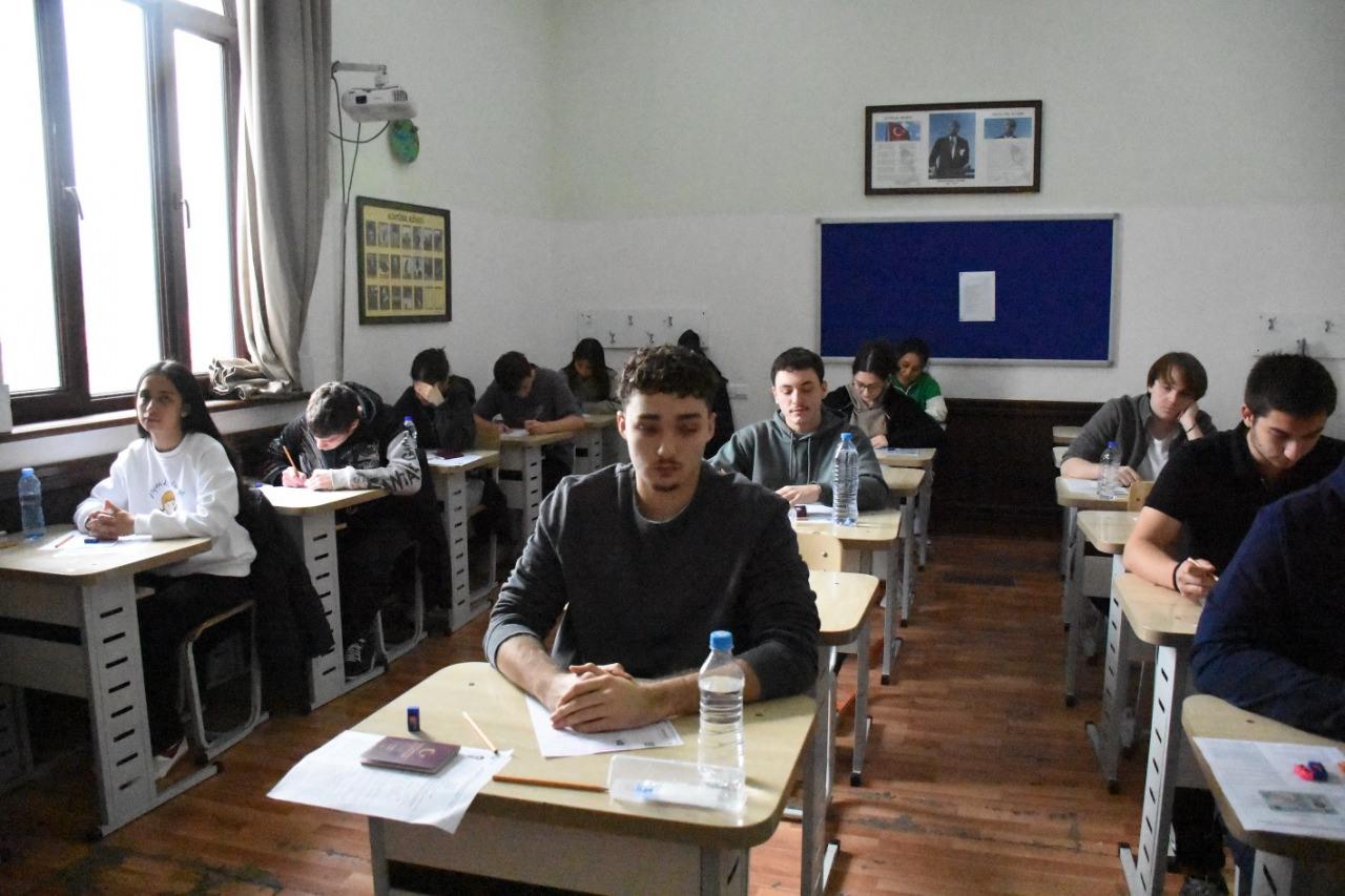 Özbekistan'da ÖSYM tarafından 
