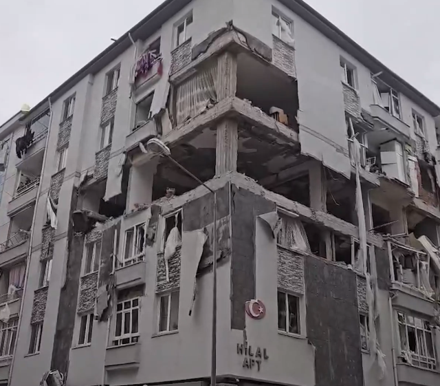 Çorum'daki doğal gaz patlamasından ilk görüntüler